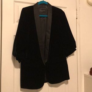 NWOT Zara Velvet and Satin Lapel Boyfriend Blazer
